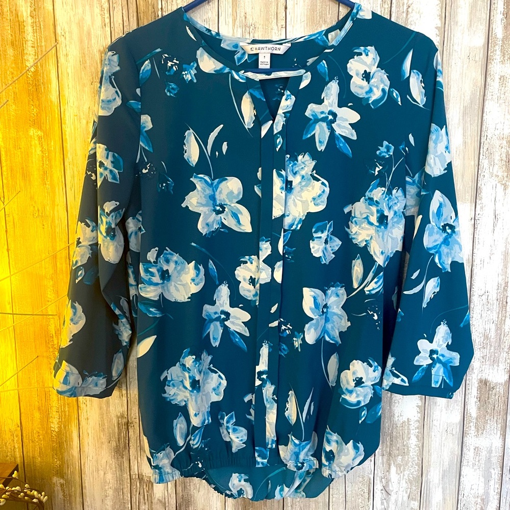 41 HAWTHORN floral top
